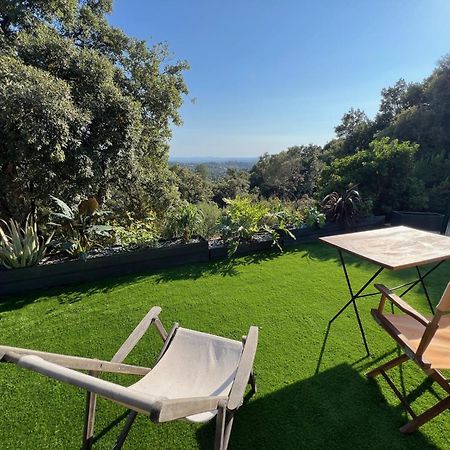 Appartement Valcros - Jardin Vue Mer La Londe-les-Maures Eksteriør billede