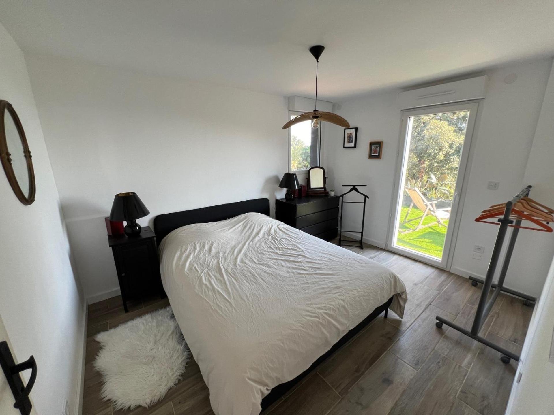 Appartement Valcros - Jardin Vue Mer La Londe-les-Maures Eksteriør billede